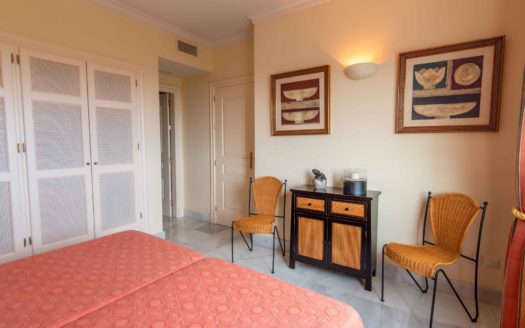 3 bedrooms Penthouse in Benahavis