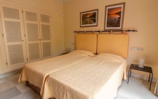 3 bedrooms Penthouse in Benahavis