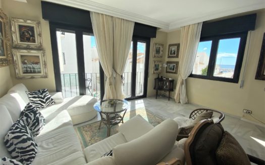 3 bedrooms Apartment in Puerto Banus
