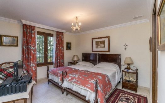 4 bedrooms Villa in Marbesa Playa