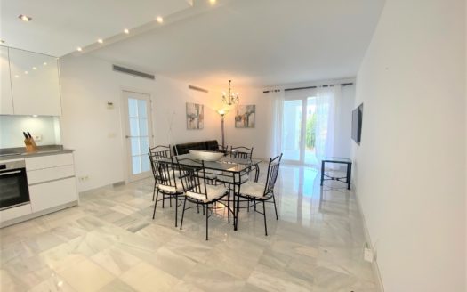 2 bedrooms Apartment in Jardines del Puerto