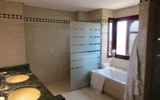 3 bedrooms Penthouse in El Soto de Marbella