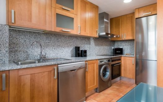 Adosado de 3 dormitorios en Nueva Milla de Oro