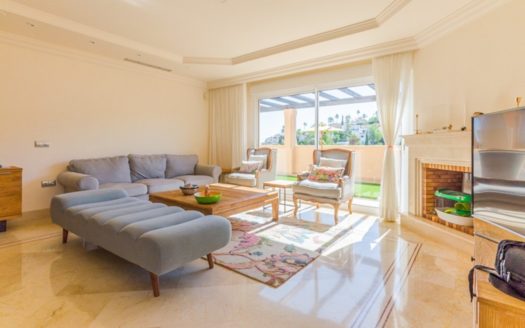 3 bedrooms Penthouse in Aloha Hill Club