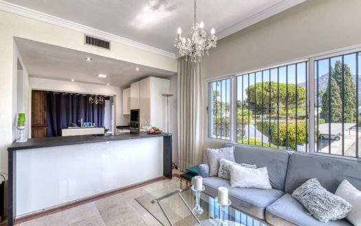 4 bedrooms Townhouse in Aloha Golf