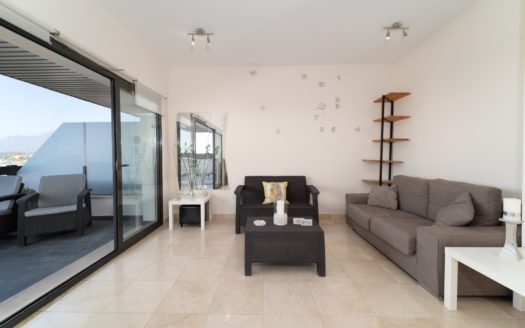 2 bedrooms Penthouse in Benahavis