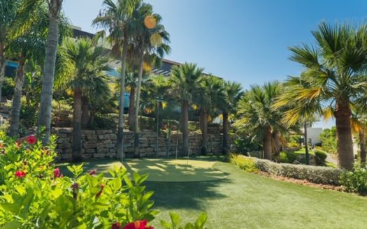 2 bedrooms Penthouse in Benahavis