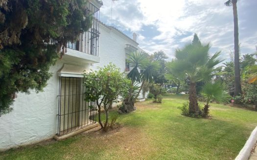 4 bedrooms Apartment in Las Cascadas