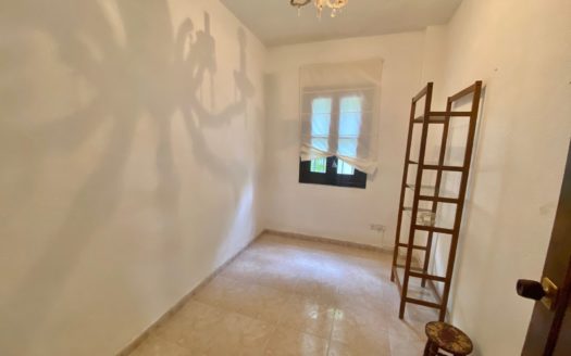 4 bedrooms Apartment in Las Cascadas