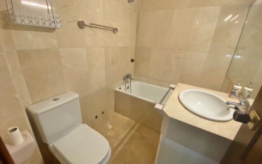 4 bedrooms Apartment in Las Cascadas