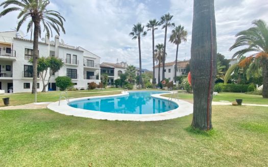 4 bedrooms Apartment in Las Cascadas