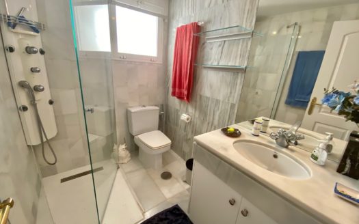 2 bedrooms Apartment in Alcazaba Beach