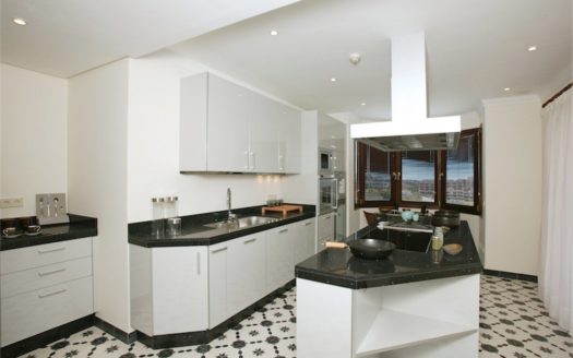 5 bedrooms Villa in Benahavis