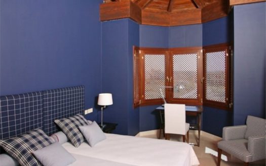 5 bedrooms Villa in Benahavis