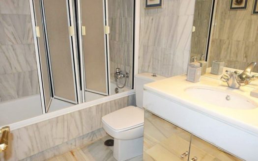 2 bedrooms Apartment in Alcazaba Beach