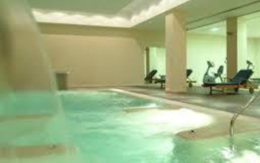 3 bedrooms Penthouse in Benahavis