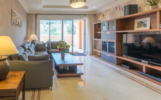 2 bedrooms Apartment in Aloha Hill Club