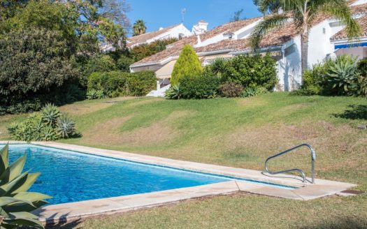 3 bedrooms Penthouse in Nueva Andalucia