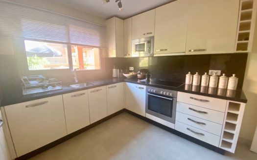 3 bedrooms Penthouse in Benahavis