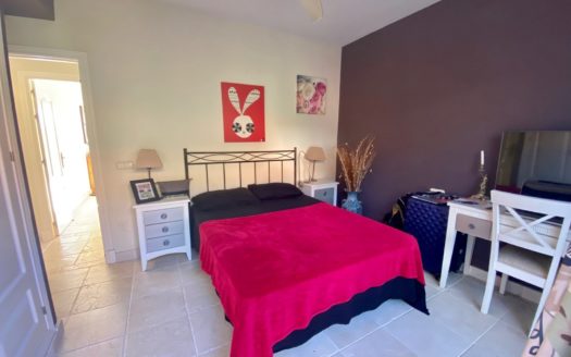 3 bedrooms Penthouse in Benahavis