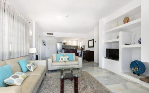 3 bedrooms Apartment in Nueva Andalucia