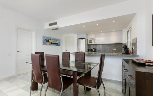 3 bedrooms Apartment in Nueva Andalucia