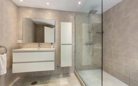 3 bedrooms Apartment in Nueva Andalucia