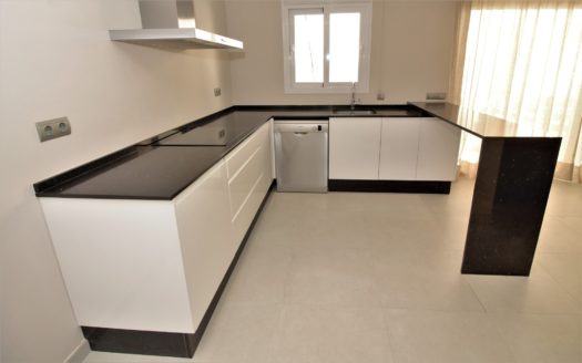 4 bedrooms Townhouse in El Pirata