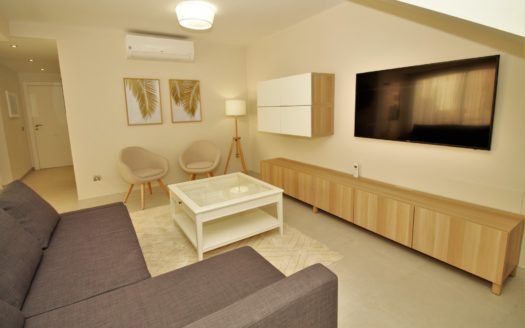 4 bedrooms Townhouse in El Pirata