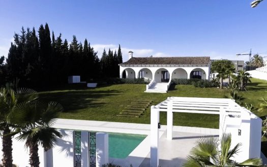 5 bedrooms Villa in Cancelada
