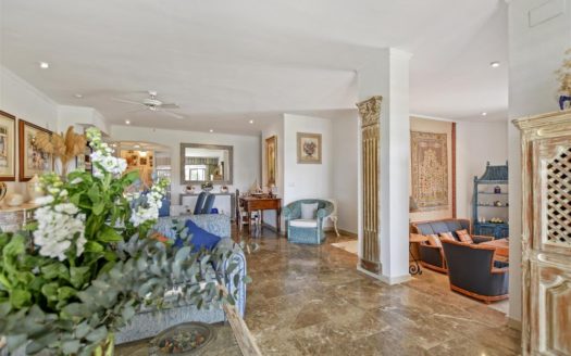 4 bedrooms Apartment in Puerto de Cabopino