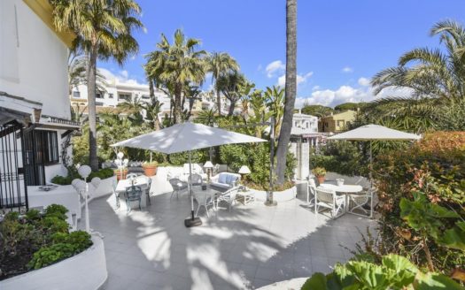 4 bedrooms Apartment in Puerto de Cabopino