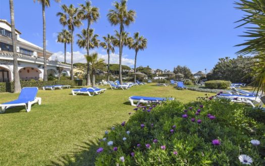 4 bedrooms Apartment in Puerto de Cabopino