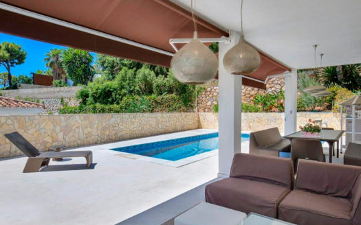 Villa de 4 dormitorios en Cascada de Camojan
