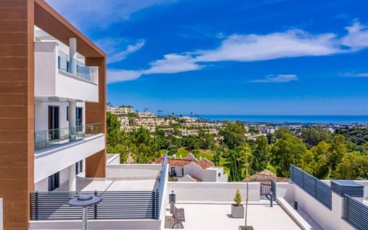 2 bedrooms Apartment in Benahavis