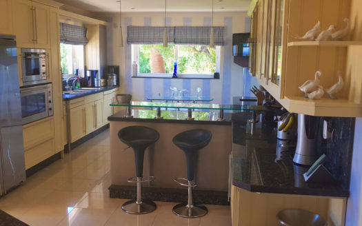 5 bedrooms Villa in Benahavis