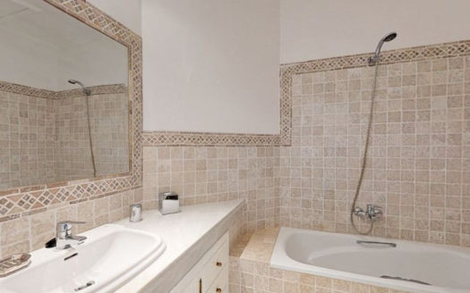 2 bedrooms Apartment in Altos Reales