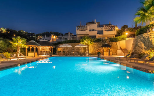 2 bedrooms Apartment in The Oakhill