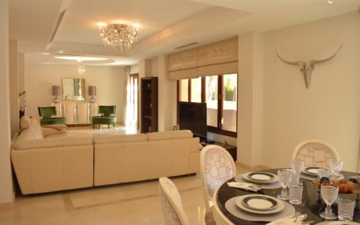 6 bedrooms Villa in La Reserva de los Monteros