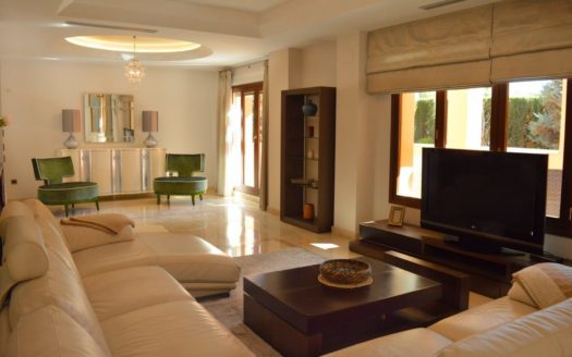 6 bedrooms Villa in La Reserva de los Monteros