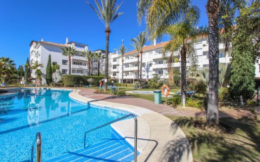 3 bedrooms Penthouse in Nueva Andalucia