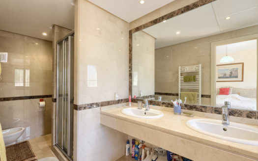 3 bedrooms Townhouse in Nueva Andalucia