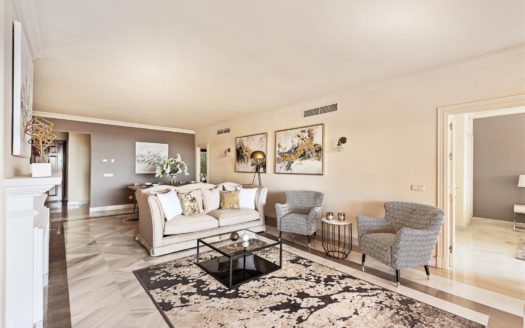 Ático de 3 dormitorios en El Real los Halcones