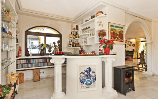 5 bedrooms Villa in Las Lomas de Nueva Andalucia