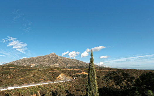 5 bedrooms Villa in Las Lomas de Nueva Andalucia