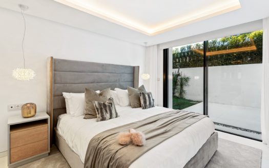 4 bedrooms Villa in Nueva Andalucia