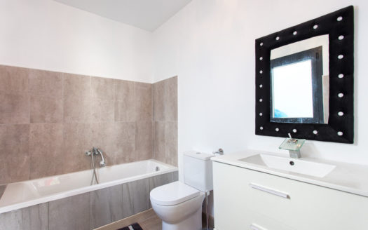 4 bedrooms Villa in Nueva Milla de Oro