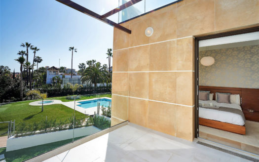 3 bedrooms Townhouse in Nueva Andalucia