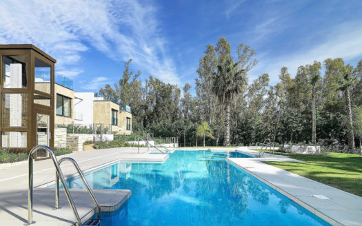 3 bedrooms Townhouse in Nueva Andalucia