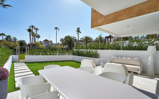 3 bedrooms Townhouse in Nueva Andalucia